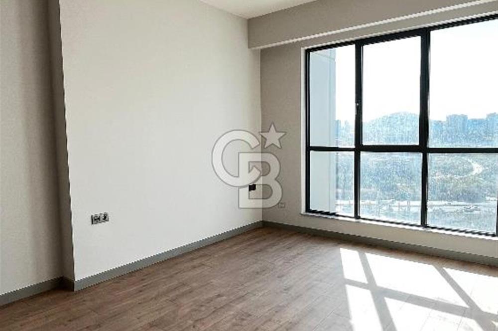 SINPAŞ FİNANS ŞEHİR TIME BLOKLARINDA 3+1 BALKONLU DAİRE