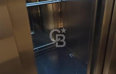 SUADİYE , ÇOK İYİ KONUMDA , GENİŞ SALONLU, 120 m2, BOŞ DAİRE