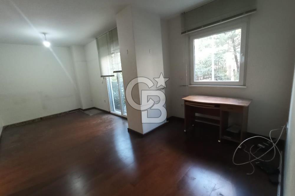 SUADİYE , ÇOK İYİ KONUMDA , GENİŞ SALONLU, 120 m2, BOŞ DAİRE