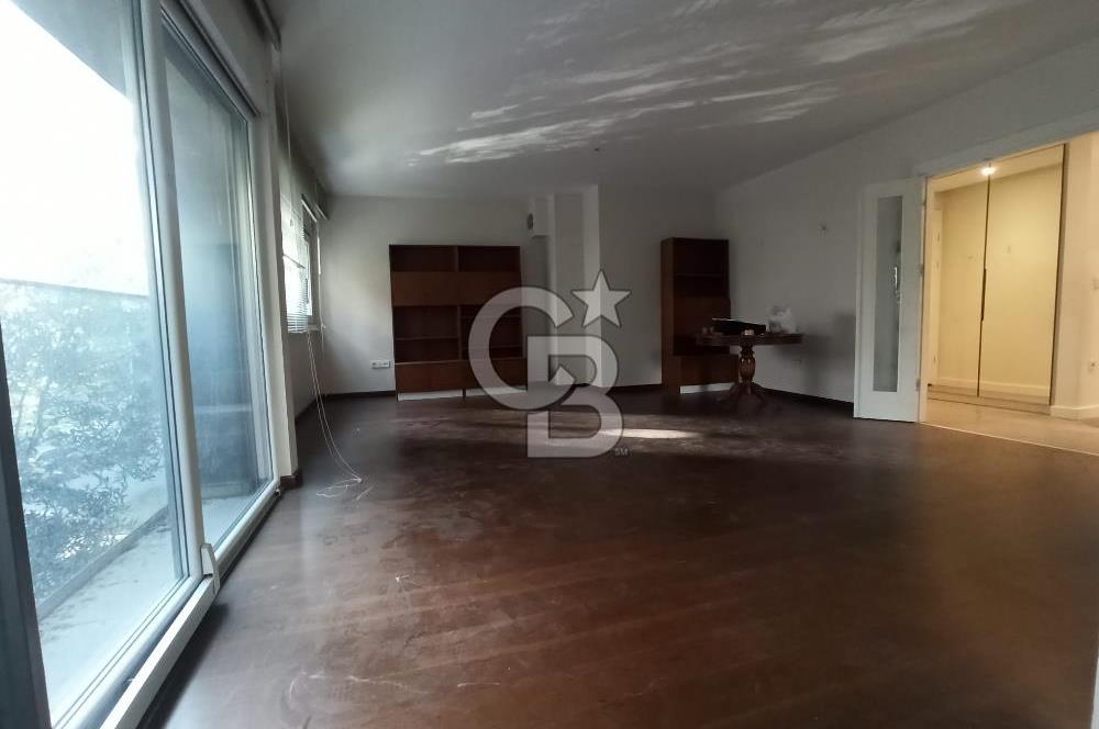 SUADİYE , ÇOK İYİ KONUMDA , GENİŞ SALONLU, 120 m2, BOŞ DAİRE