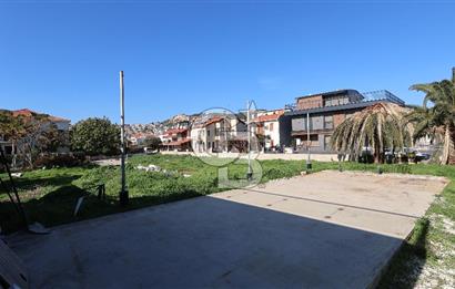  İzmir Yeni Foça'da denize sıfır eşsiz konumda otel arsası hissesi..