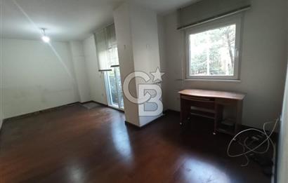 SUADİYE , ÇOK İYİ KONUMDA , GENİŞ SALONLU, 120 m2, BOŞ DAİRE