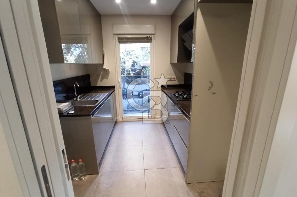 SUADİYE , ÇOK İYİ KONUMDA , GENİŞ SALONLU, 120 m2, BOŞ DAİRE