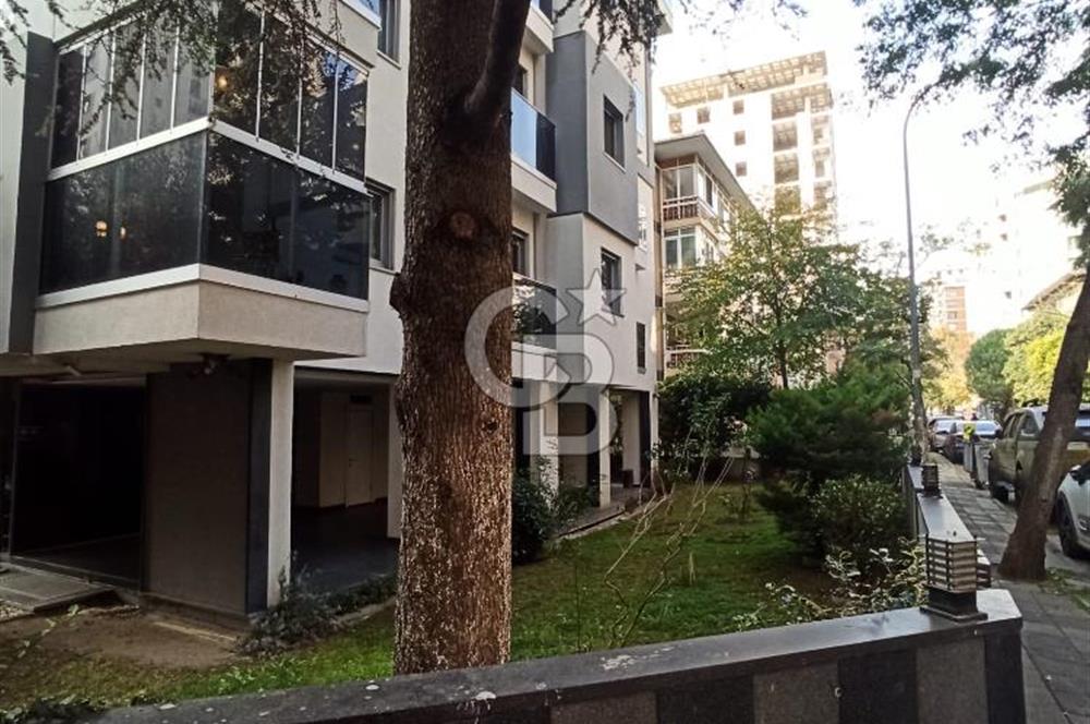 SUADİYE , ÇOK İYİ KONUMDA , GENİŞ SALONLU, 120 m2, BOŞ DAİRE