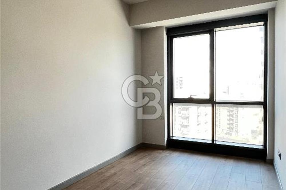 SINPAŞ FİNANS ŞEHİR – PARK ETAPTA 9. KAT GENİŞ 3+1 DAİRE