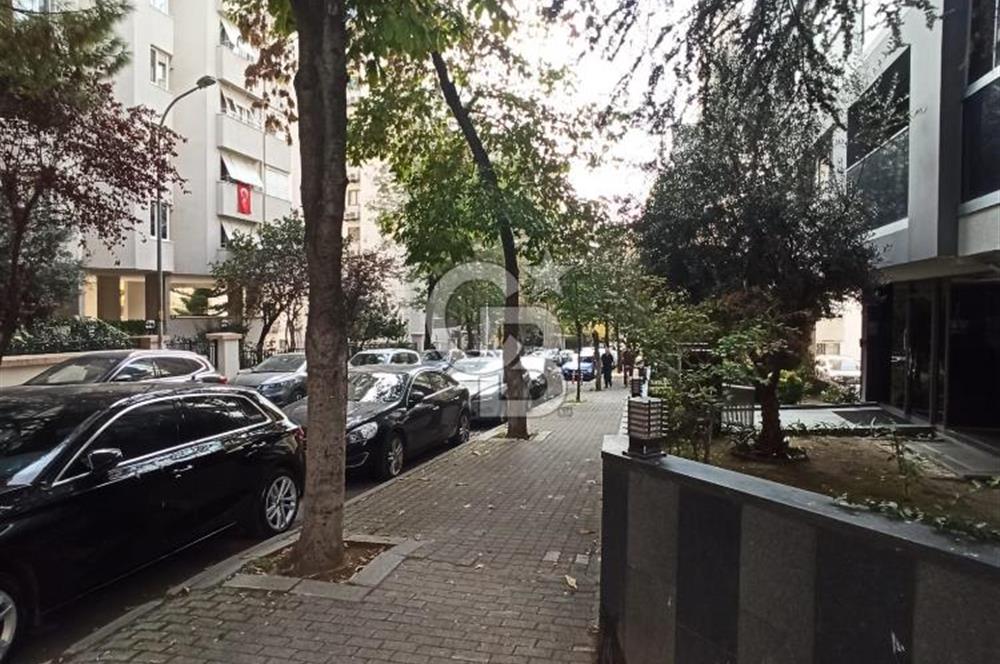 SUADİYE , ÇOK İYİ KONUMDA , GENİŞ SALONLU, 120 m2, BOŞ DAİRE