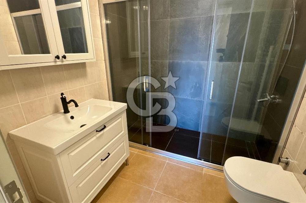 Sıraselviler Sitesi’nde Deniz Manzaralı, Yenilenmiş Kiralık Villa