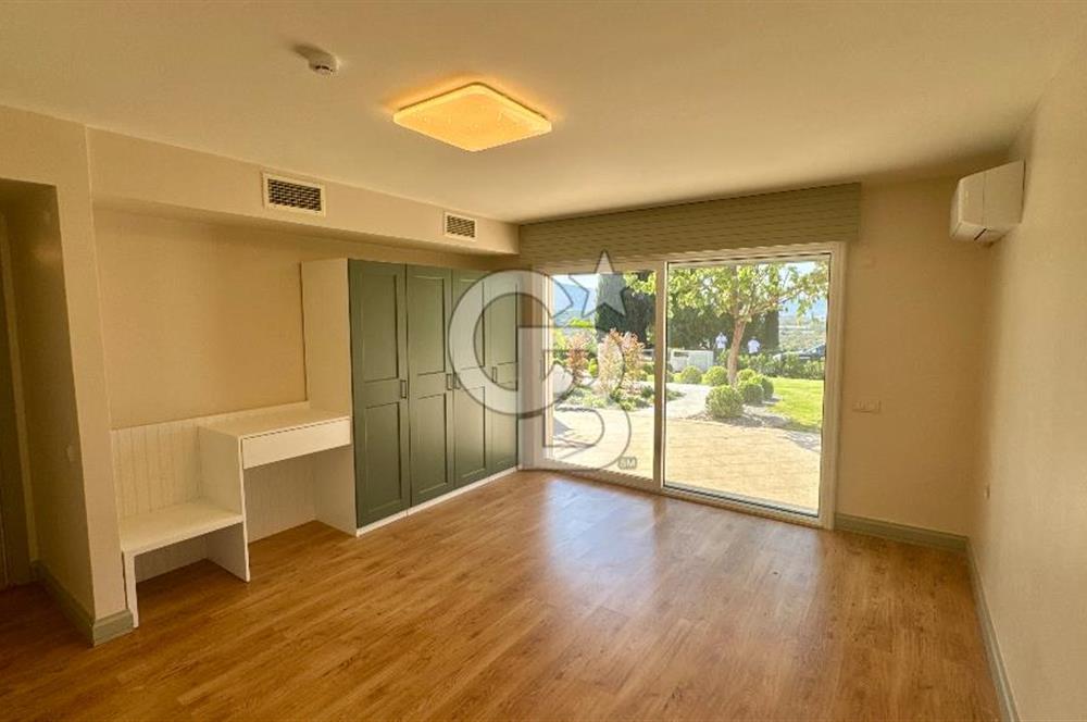 Sıraselviler Sitesi’nde Deniz Manzaralı, Yenilenmiş Kiralık Villa