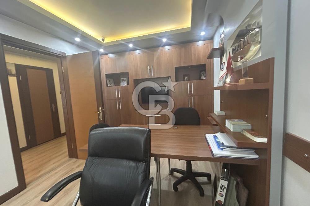 Bornova Gediz Cad. Eşyalı Satılık 1+1 Ofis