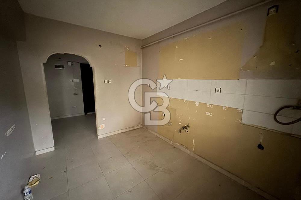 ÇEKMEKÖY HUZURKENT SİTESİNDE 3+1 SATILIK GİRİŞ KATI