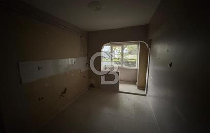 ÇEKMEKÖY HUZURKENT SİTESİNDE 3+1 SATILIK GİRİŞ KATI