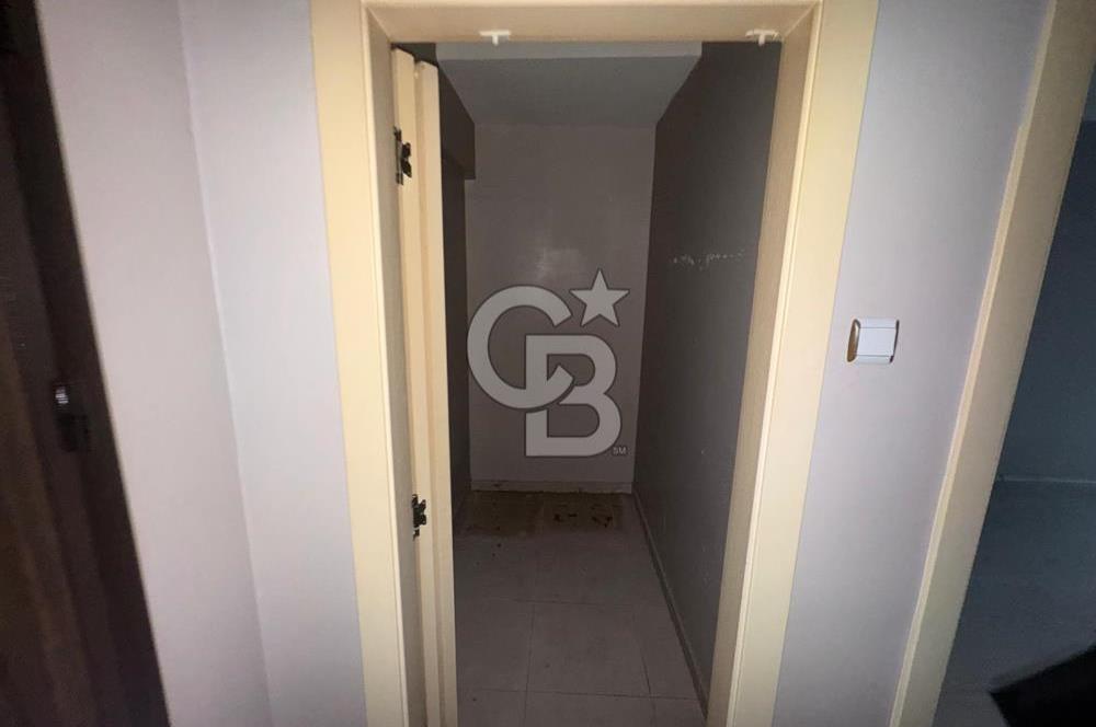 ÇEKMEKÖY HUZURKENT SİTESİNDE 3+1 SATILIK GİRİŞ KATI