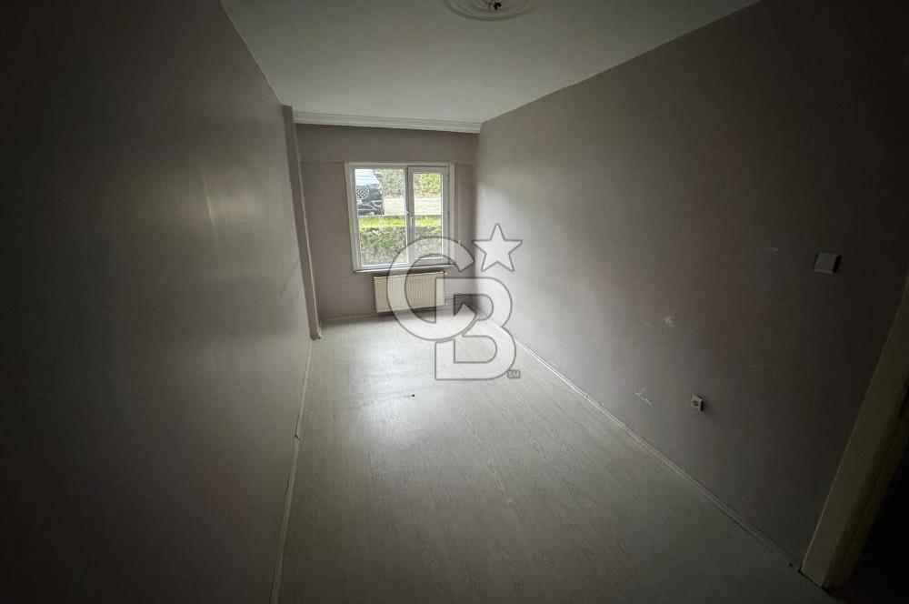 ÇEKMEKÖY HUZURKENT SİTESİNDE 3+1 SATILIK GİRİŞ KATI