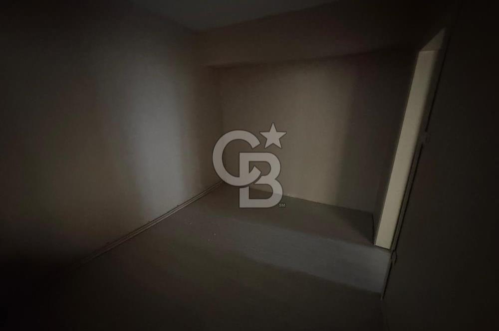 ÇEKMEKÖY HUZURKENT SİTESİNDE 3+1 SATILIK GİRİŞ KATI