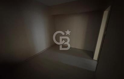 ÇEKMEKÖY HUZURKENT SİTESİNDE 3+1 SATILIK GİRİŞ KATI