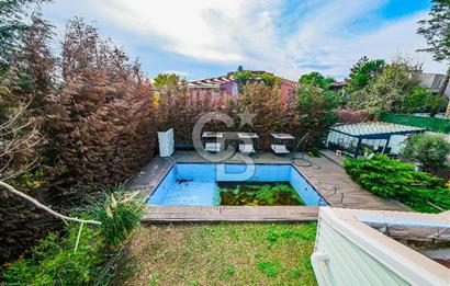 YEŞİLKÖY VİLLALARINDA SATILIK HAVUZLU KIŞ BAHÇELİ VİLLA