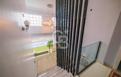 YEŞİLKÖY VİLLALARINDA SATILIK HAVUZLU KIŞ BAHÇELİ VİLLA