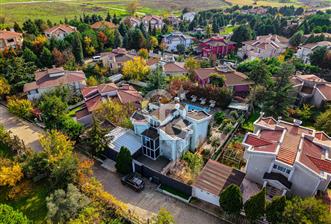 YEŞİLKÖY VİLLALARINDA SATILIK HAVUZLU KIŞ BAHÇELİ VİLLA - 10 - 316848