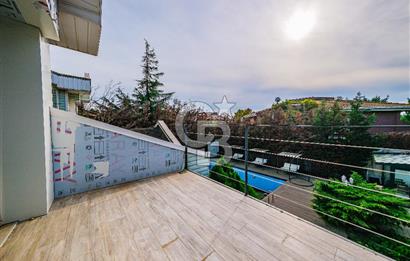 YEŞİLKÖY VİLLALARINDA SATILIK HAVUZLU KIŞ BAHÇELİ VİLLA