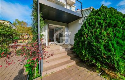 YEŞİLKÖY VİLLALARINDA SATILIK HAVUZLU KIŞ BAHÇELİ VİLLA