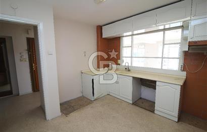 KARŞIYAKA SAHİL'DE DENİZ MANZARALI 3+1 GENİŞ SATILIK DAİRE