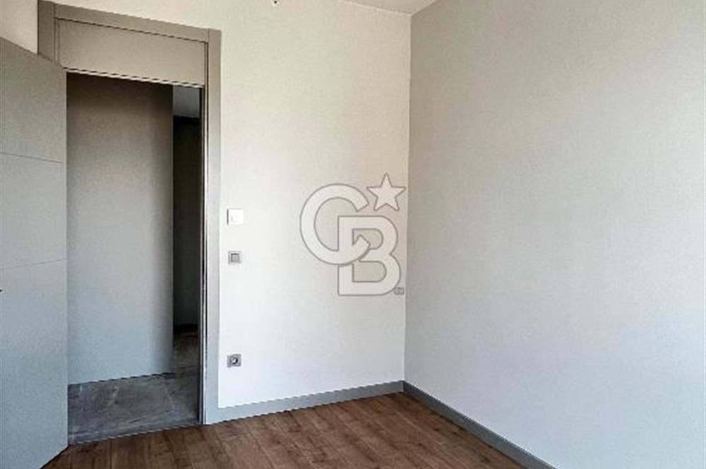 SINPAŞ FİNANS ŞEHİR – PARK ETAPTA 9. KAT GENİŞ 3+1 DAİRE