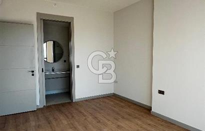 SINPAŞ FİNANS ŞEHİR TIME BLOKLARINDA 3+1 BALKONLU DAİRE