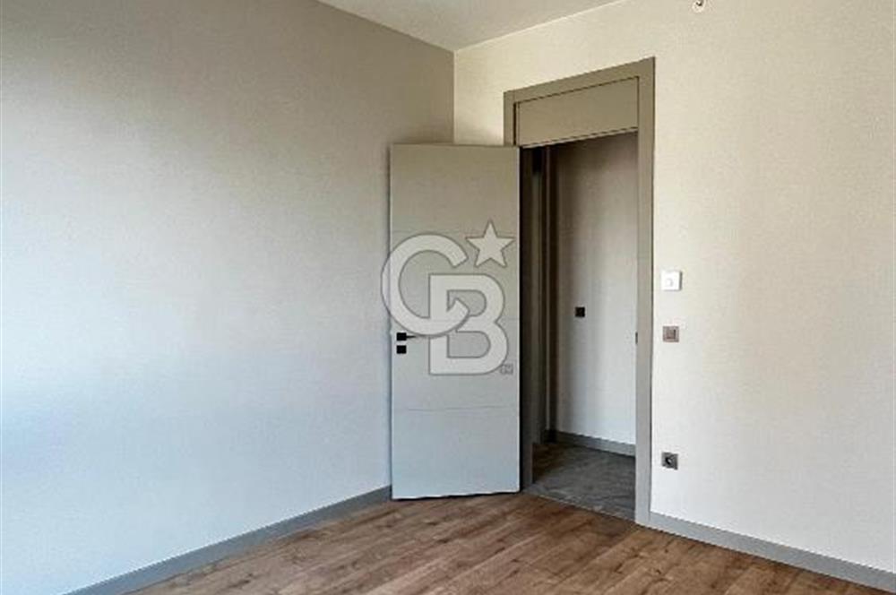SINPAŞ FİNANS ŞEHİR – PARK ETAPTA 9. KAT GENİŞ 3+1 DAİRE