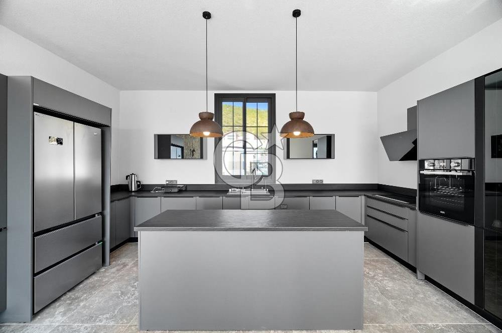 URLA ÖZBEK'TE BENZERSİZ BİR YAŞAM ALANI