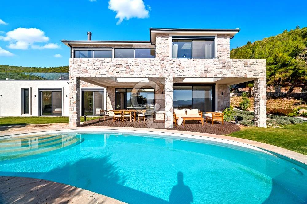 URLA ÖZBEK'TE BENZERSİZ BİR YAŞAM ALANI