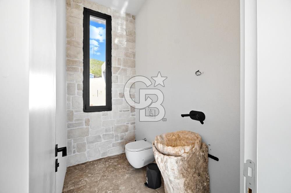 URLA ÖZBEK'TE BENZERSİZ BİR YAŞAM ALANI