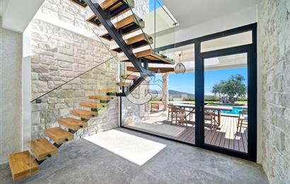 URLA ÖZBEK'TE BENZERSİZ BİR YAŞAM ALANI