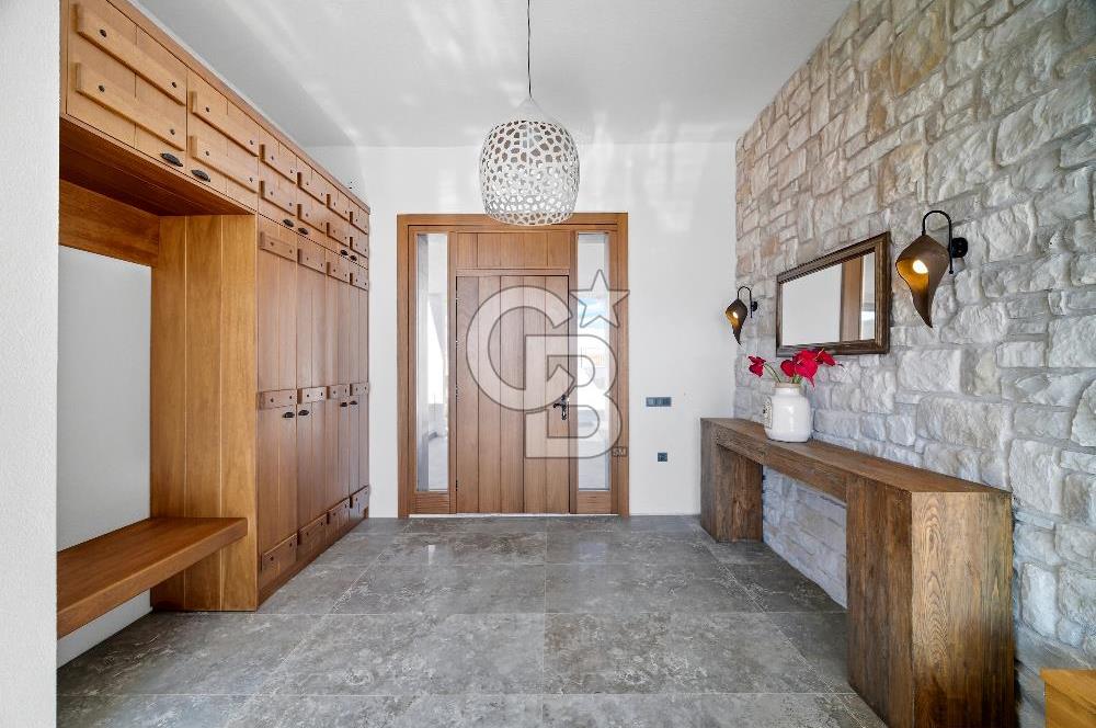 URLA ÖZBEK'TE BENZERSİZ BİR YAŞAM ALANI