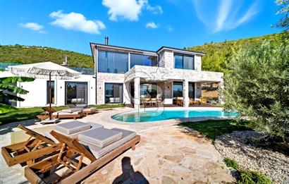 URLA ÖZBEK'TE BENZERSİZ BİR YAŞAM ALANI