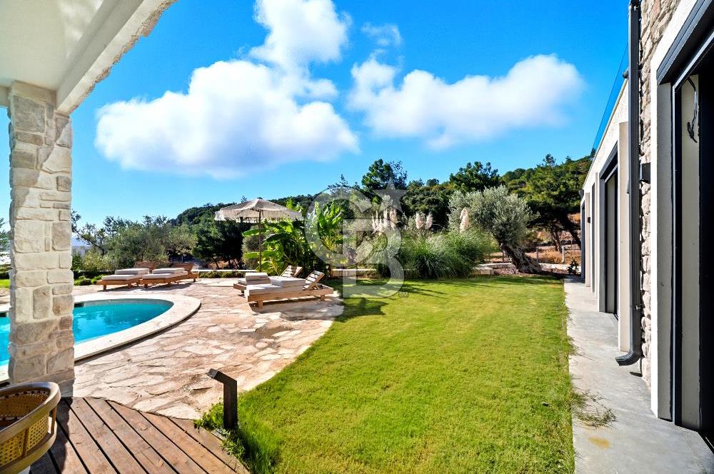 URLA ÖZBEK'TE BENZERSİZ BİR YAŞAM ALANI