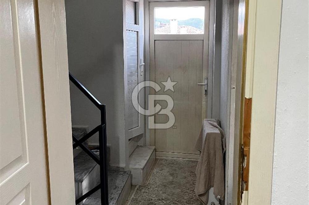 3 KATLI SATILIK YATIRIMLIK KİRA GETİRİSİ OLAN BİNA