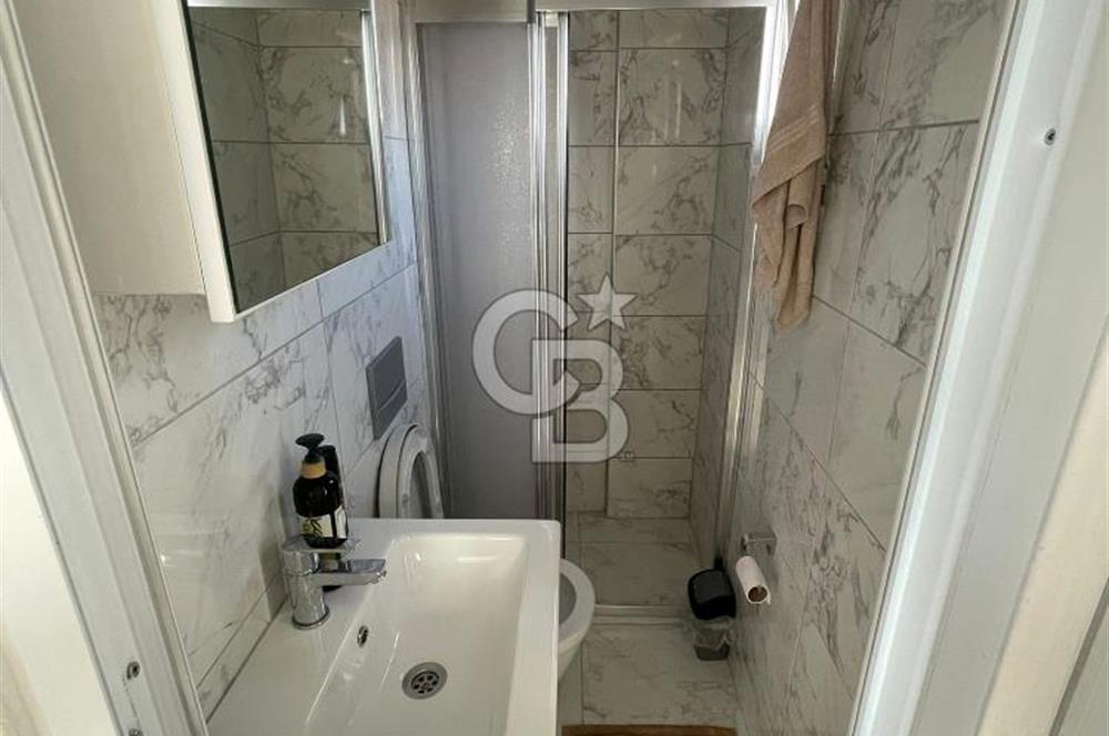 3 KATLI SATILIK YATIRIMLIK KİRA GETİRİSİ OLAN BİNA