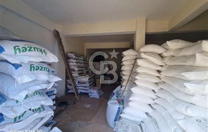 CARȘIBAȘI'NDA TICARET ACISINDAN UYGUN, YOLA CEPHE SATILIK DUKKAN