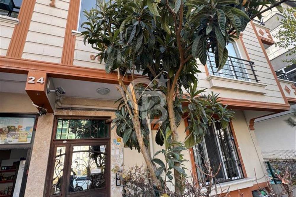 TREN İSTASYONUNA 800 M/TAKASA AÇIK/K.OTOPARKLI/SATILIK 3+1 DAİRE