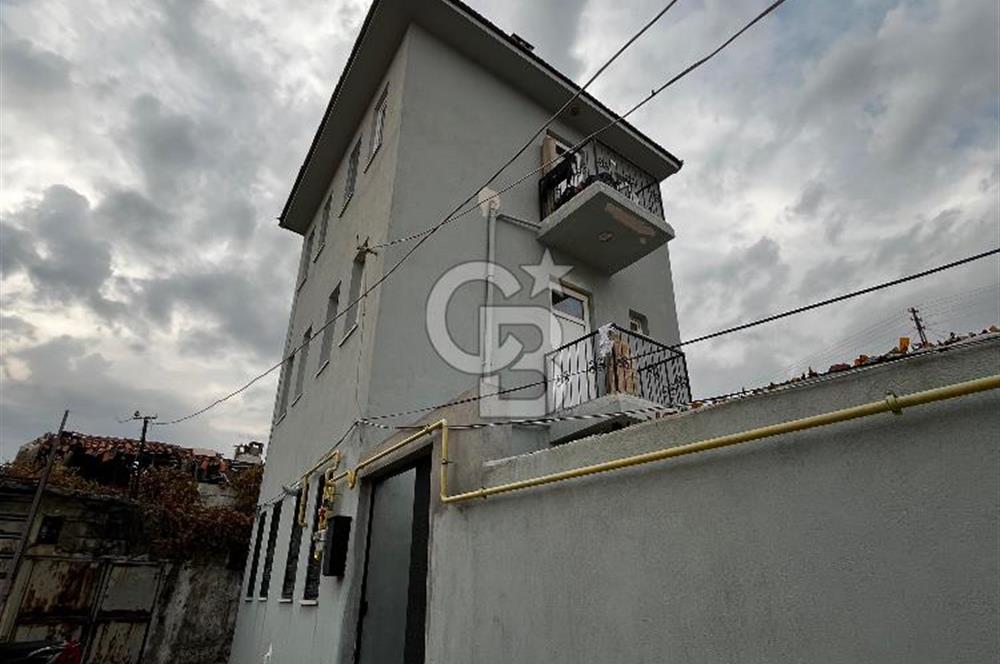 3 KATLI SATILIK YATIRIMLIK KİRA GETİRİSİ OLAN BİNA