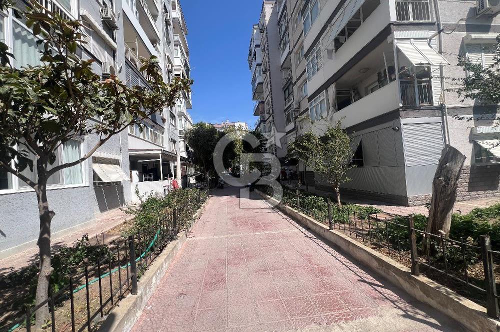 Bayraklı Tepekule Mahallesinde 3+1 Satılık Daire