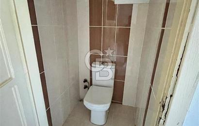 İşçievleri Onat Caddesi Üzerinde Satılık Daire