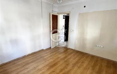 İşçievleri Onat Caddesi Üzerinde Satılık Daire