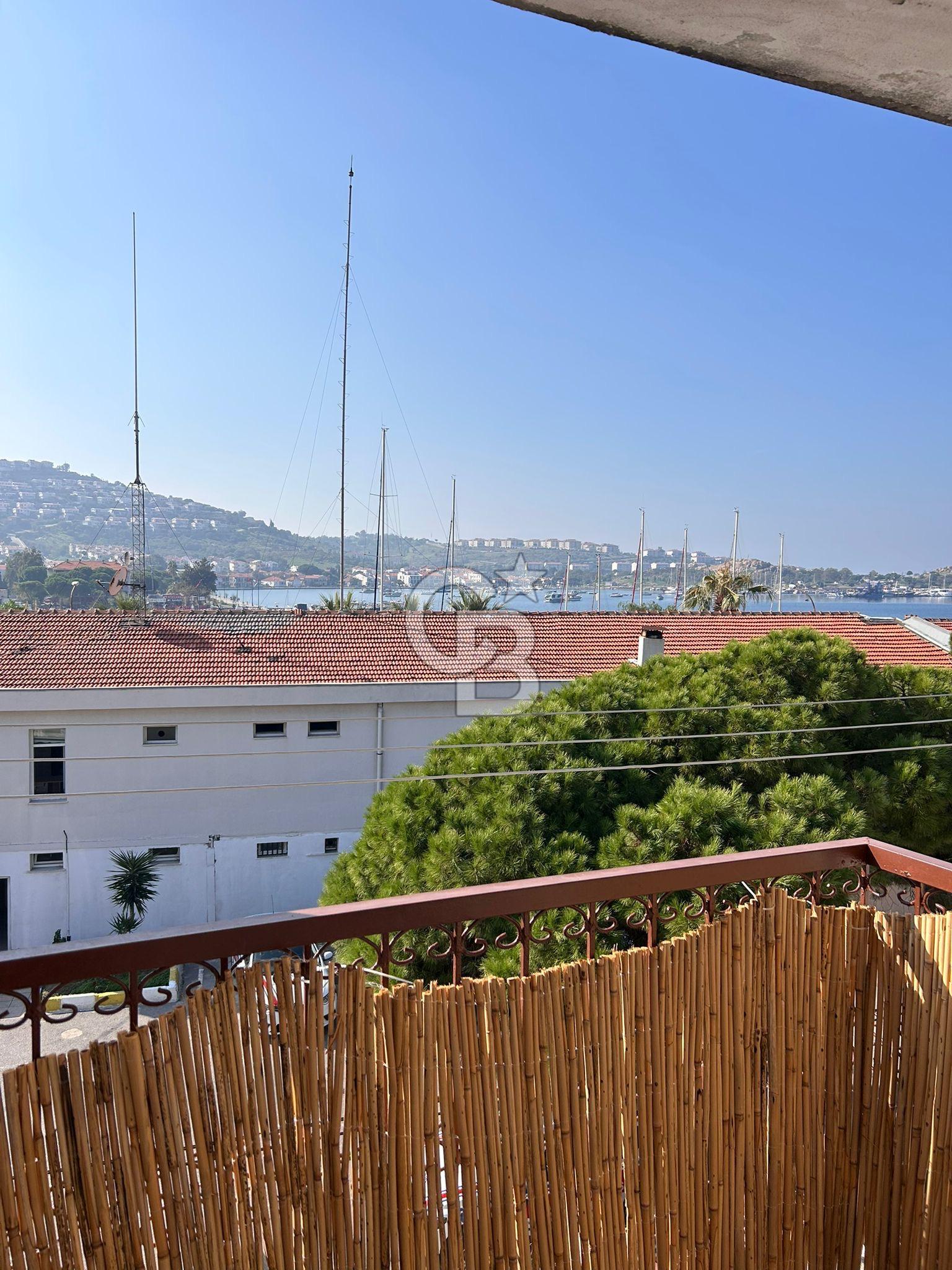 Eski Foça Merkezde 2+1 Kiralık Daire