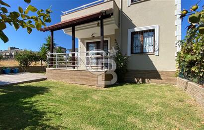 URLA GÜLBAHÇE DE BAHÇELİ TAM MÜSTAKİL EV