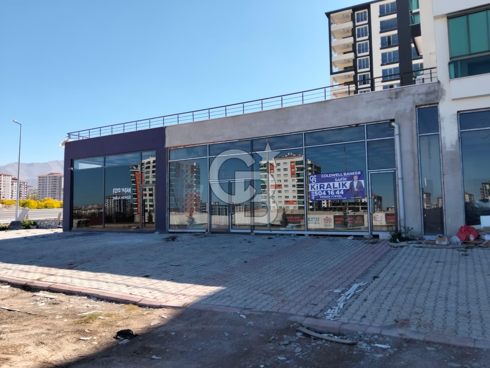 COLDWELL BANKER SAFİR'den BOSTANBAŞI'nda DEPOLU KİRALIK İŞYERİ