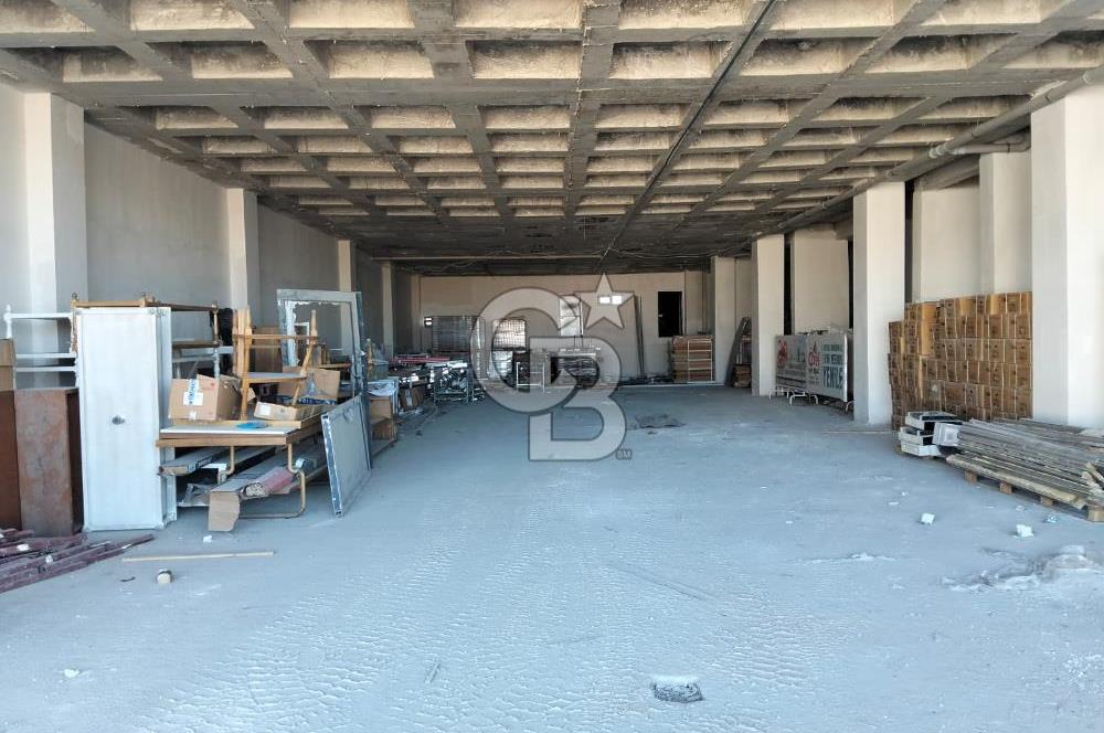 COLDWELL BANKER SAFİR'den BOSTANBAŞI'nda DEPOLU KİRALIK İŞYERİ