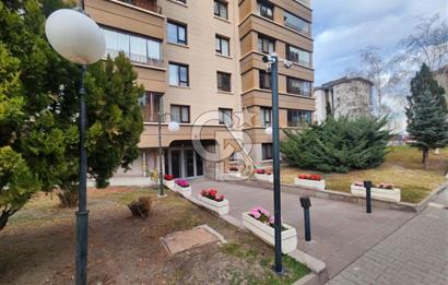 Yaşamkent Sitesinde 4+1 Kiralık Daire