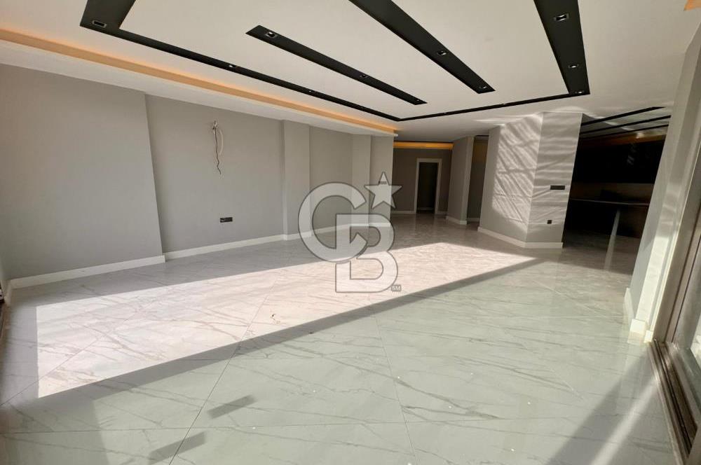 CB ENVOY | Kartepe Acısu'da Yatay Mimari Havuzlu 4+1 Lüks Villa