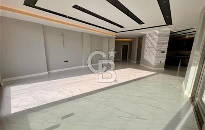 CB ENVOY | Kartepe Acısu'da Yatay Mimari Havuzlu 4+1 Lüks Villa